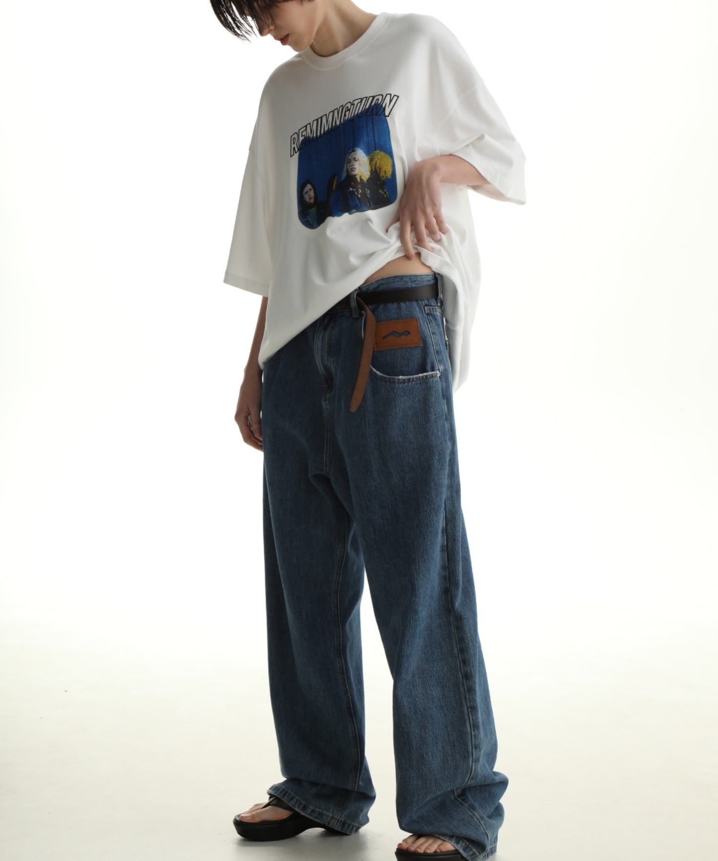 Big silhouette vintage homage print rock T-shirt DT2090