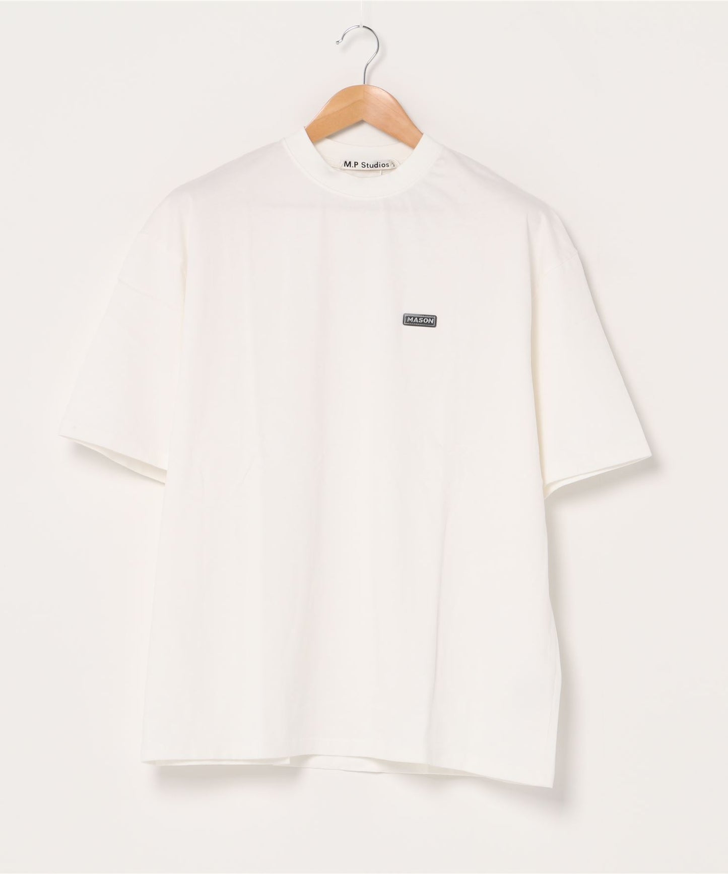 Big silhouette logo plate simple T-shirt DT2129