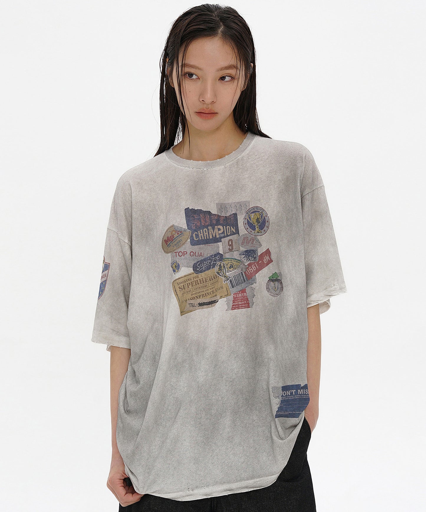 オーバーサイズ 汚れ加工 ステッカープリント Tシャツ DT4296【2025SS】