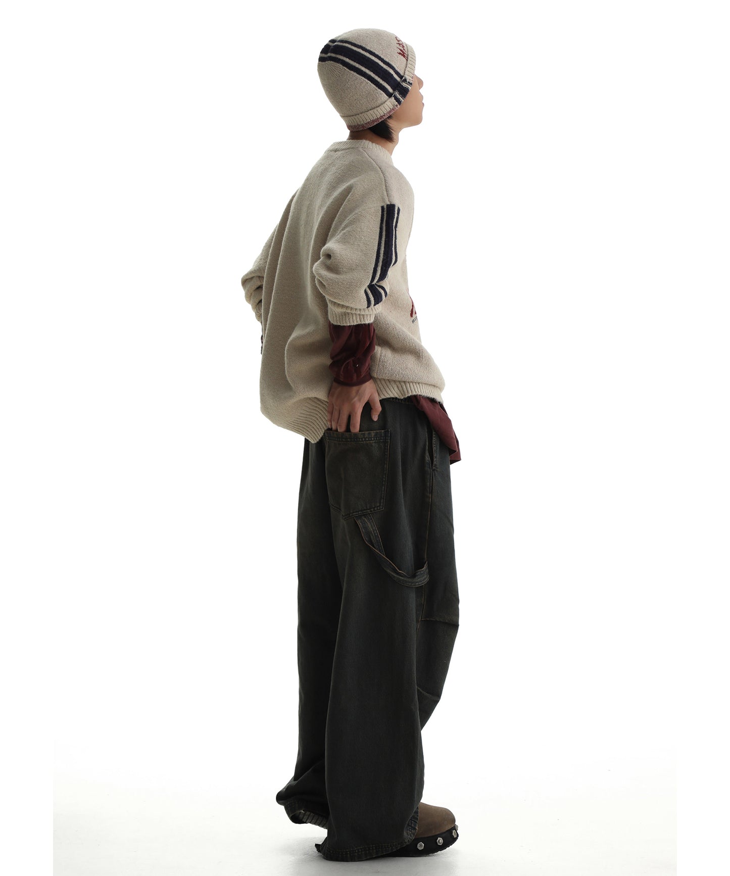 Sideline logo embroidered knit pullover MY2101