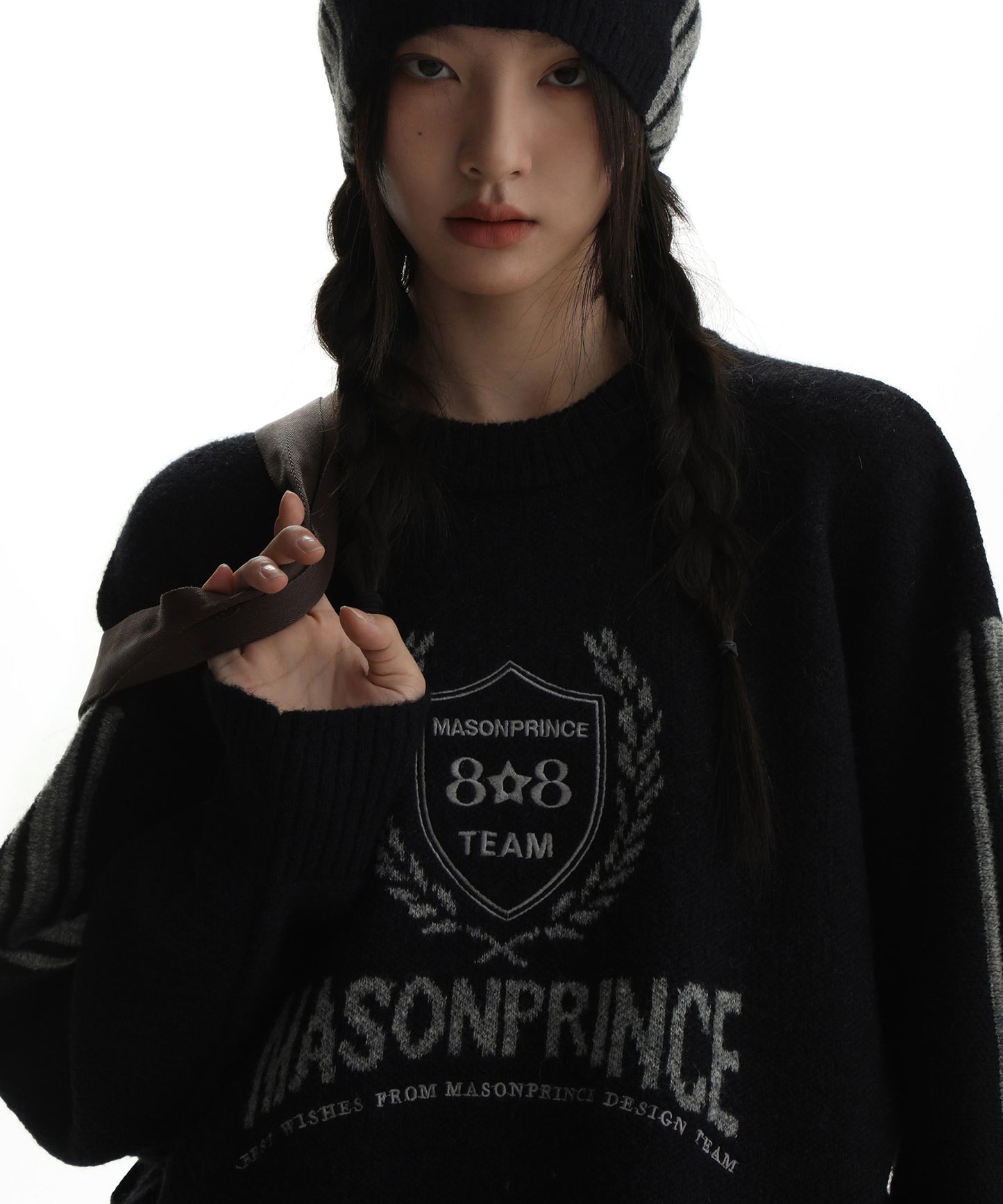 Sideline logo embroidered knit pullover MY2101