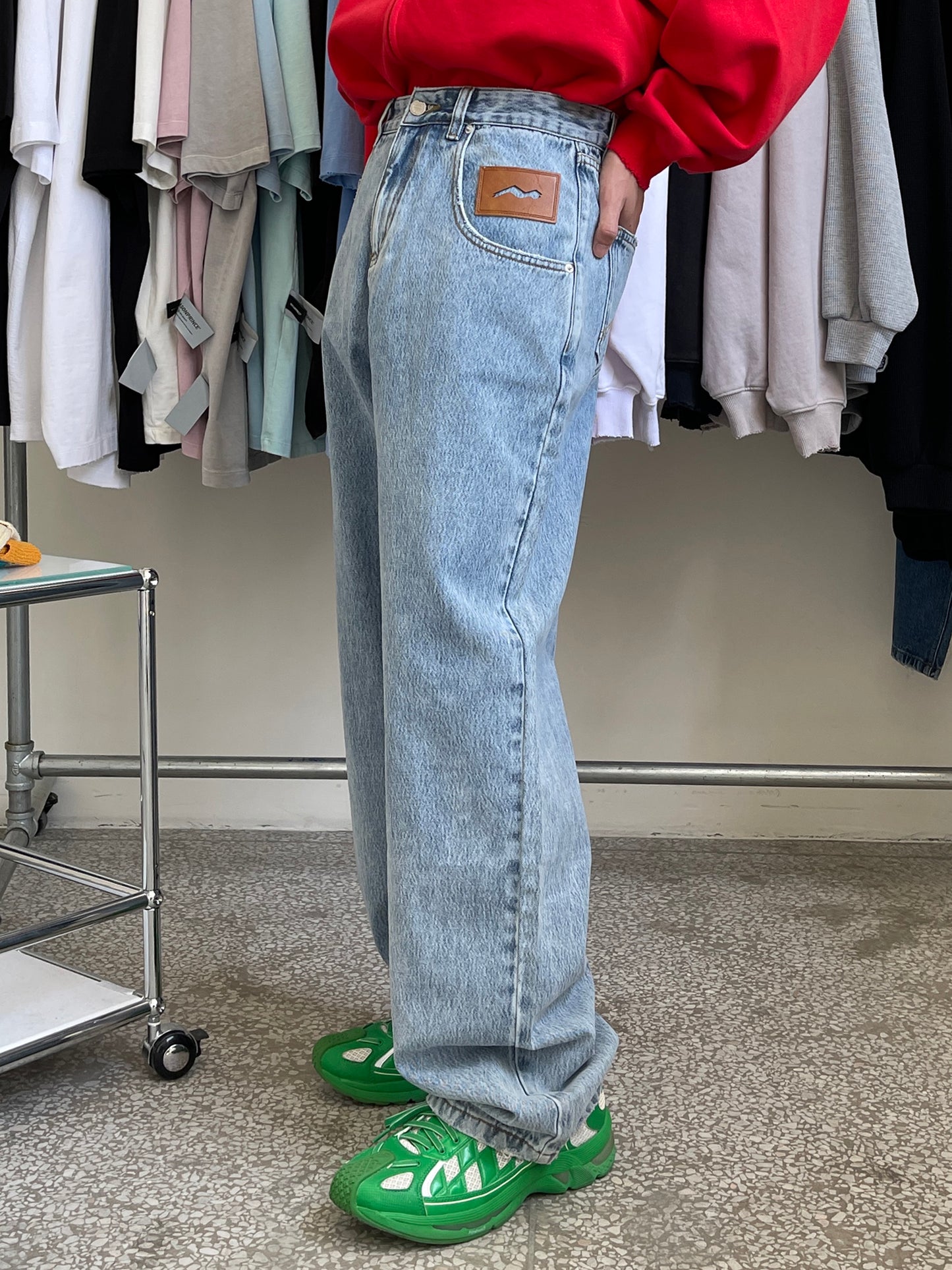 Wide straight silhouette high waist denim pants NZK5020