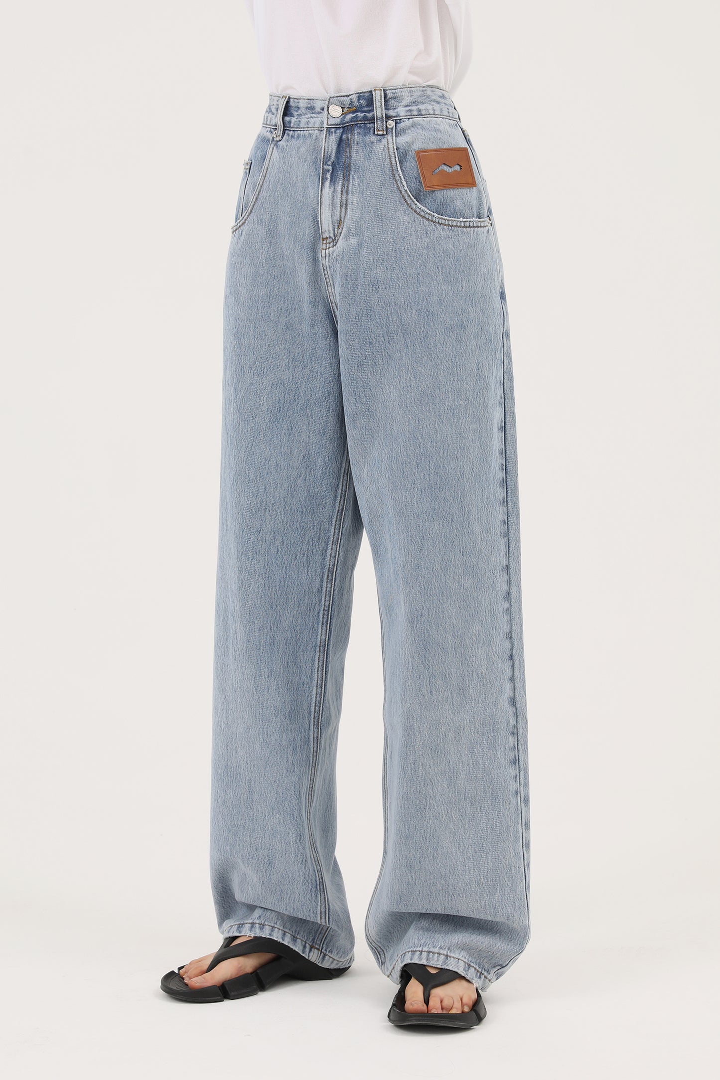 Wide straight silhouette high waist denim pants NZK5020
