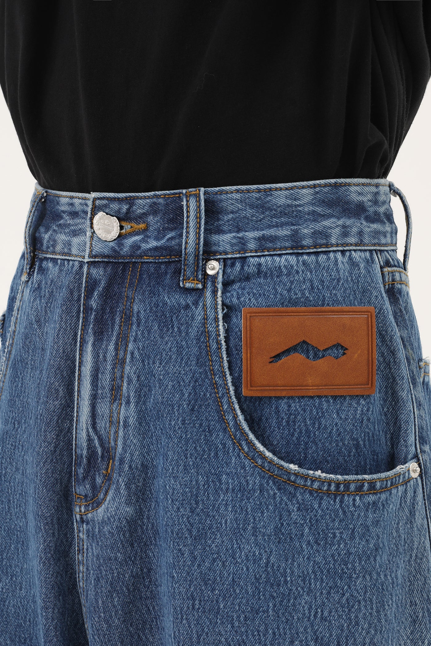 Wide straight silhouette high waist denim pants NZK5020