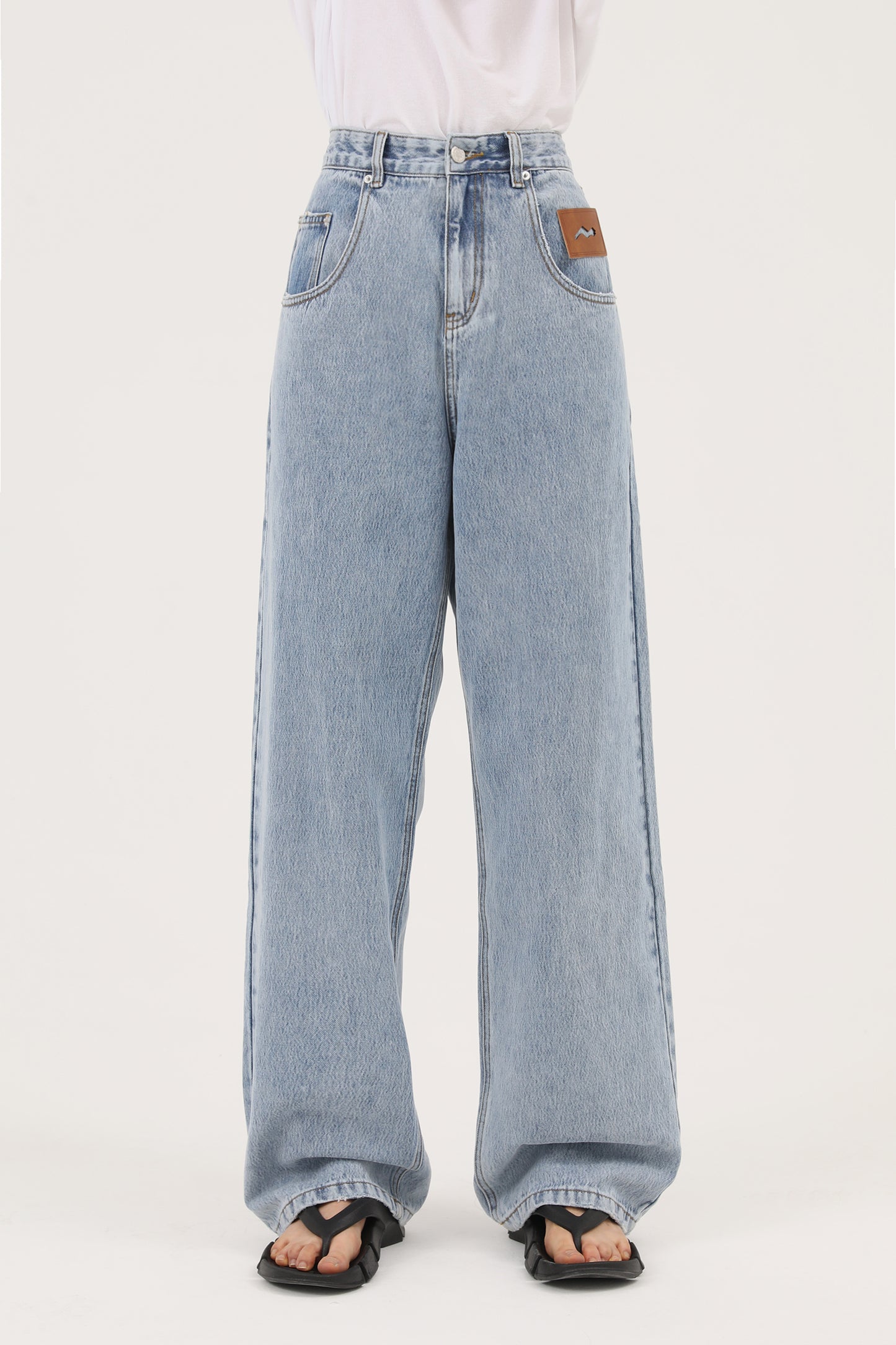 Wide straight silhouette high waist denim pants NZK5020