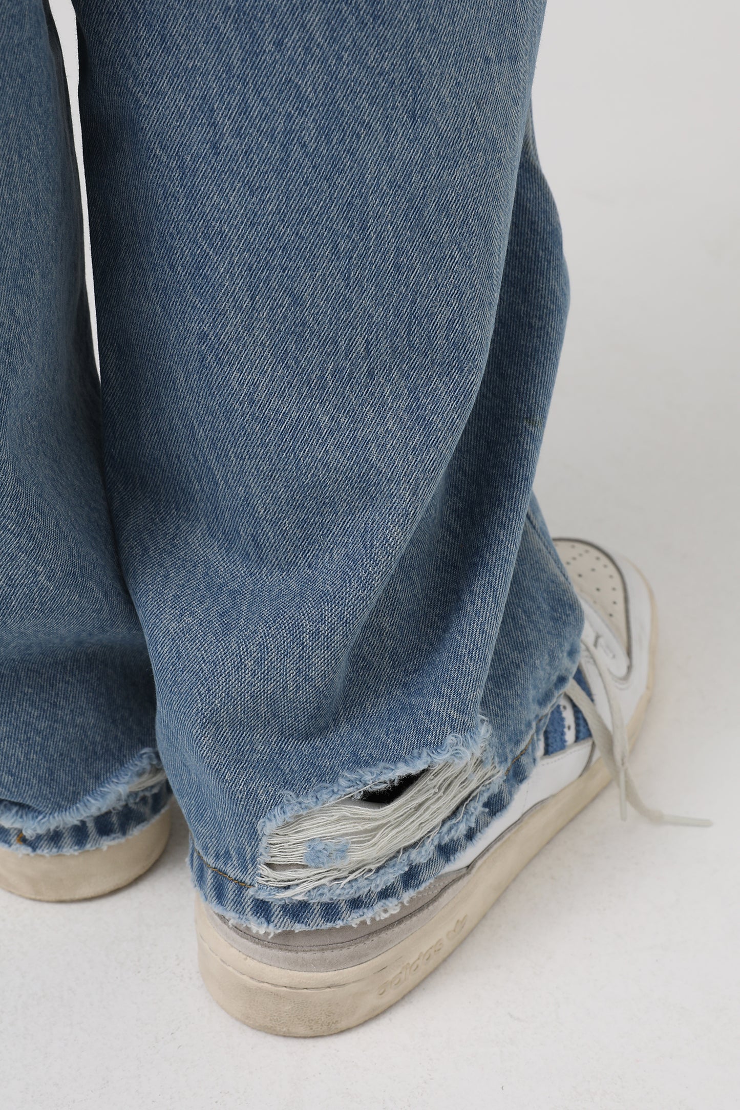裾ダメージワイドシルエットデニムパンツ NZK5051