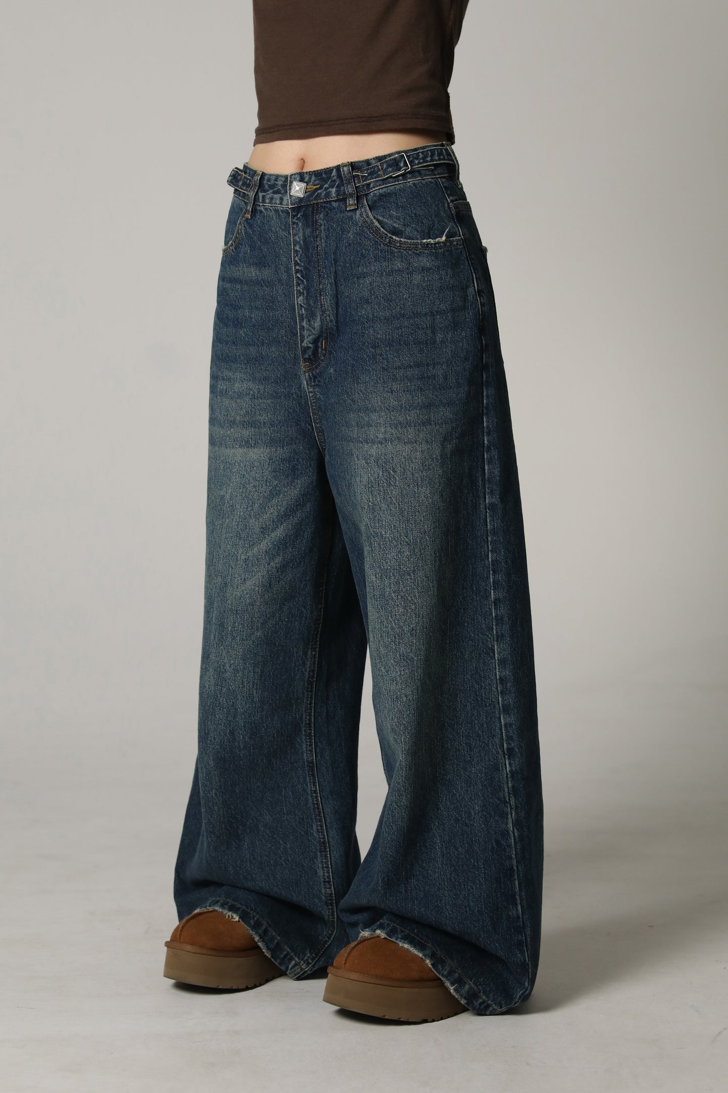 Side belt wide flare denim pants NZK6069