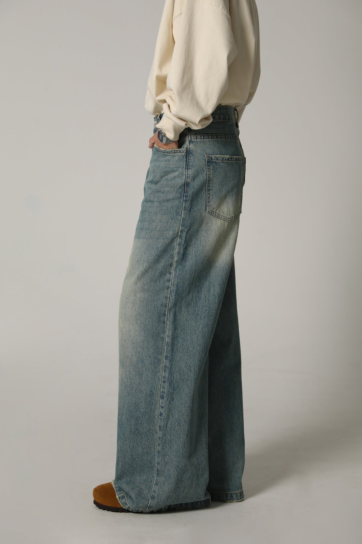 Side belt wide flare denim pants NZK6069