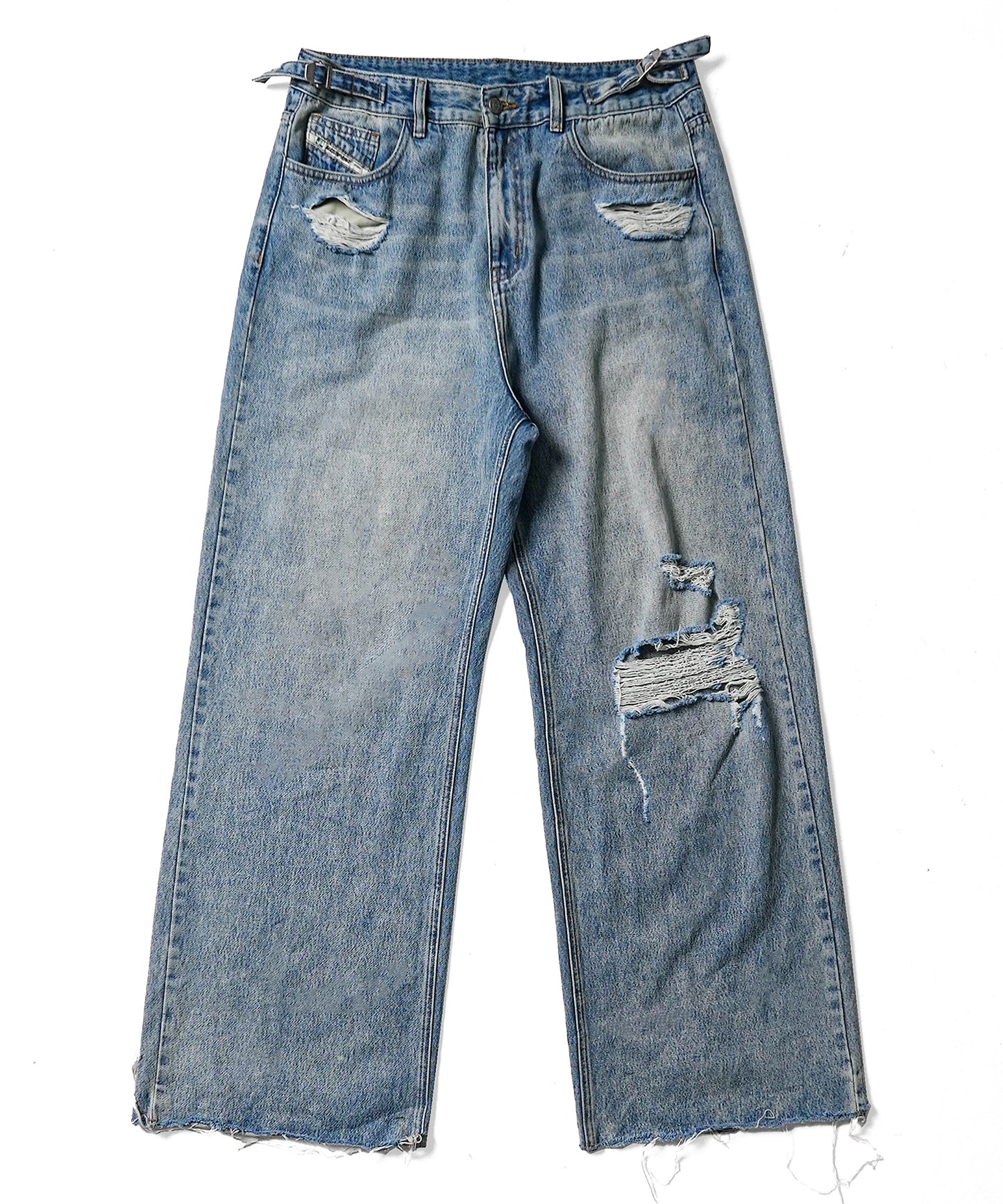 Wide silhouette distressed denim pants with side belt NZK6133