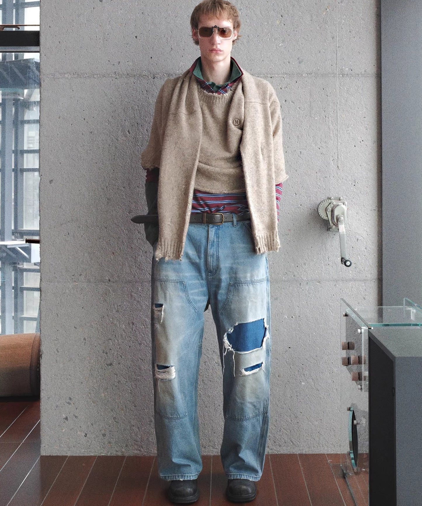 ルーズフィット ダブルニー ダメージ加工 デニムパンツ NZK6243【MASONPRINCE】【2025AW】