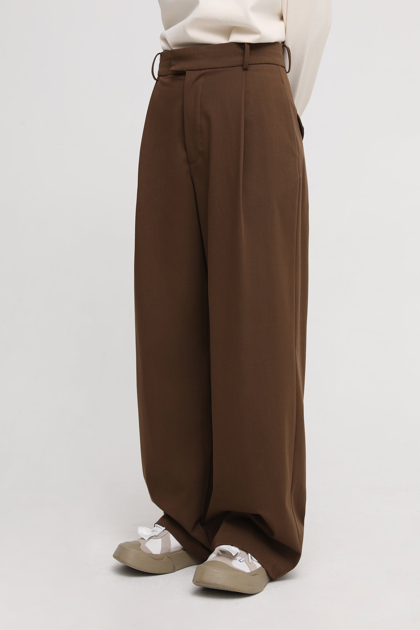 1-tuck wide silhouette slacks SK2050