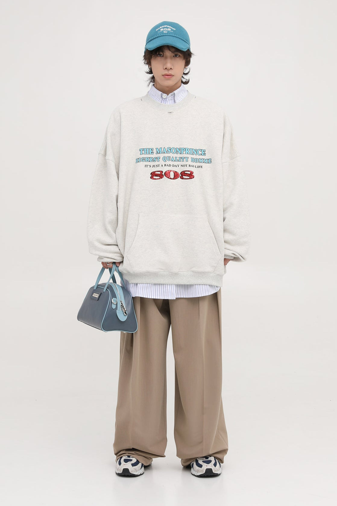 Oversized kangaroo pocket distressed sweatshirt WY6098