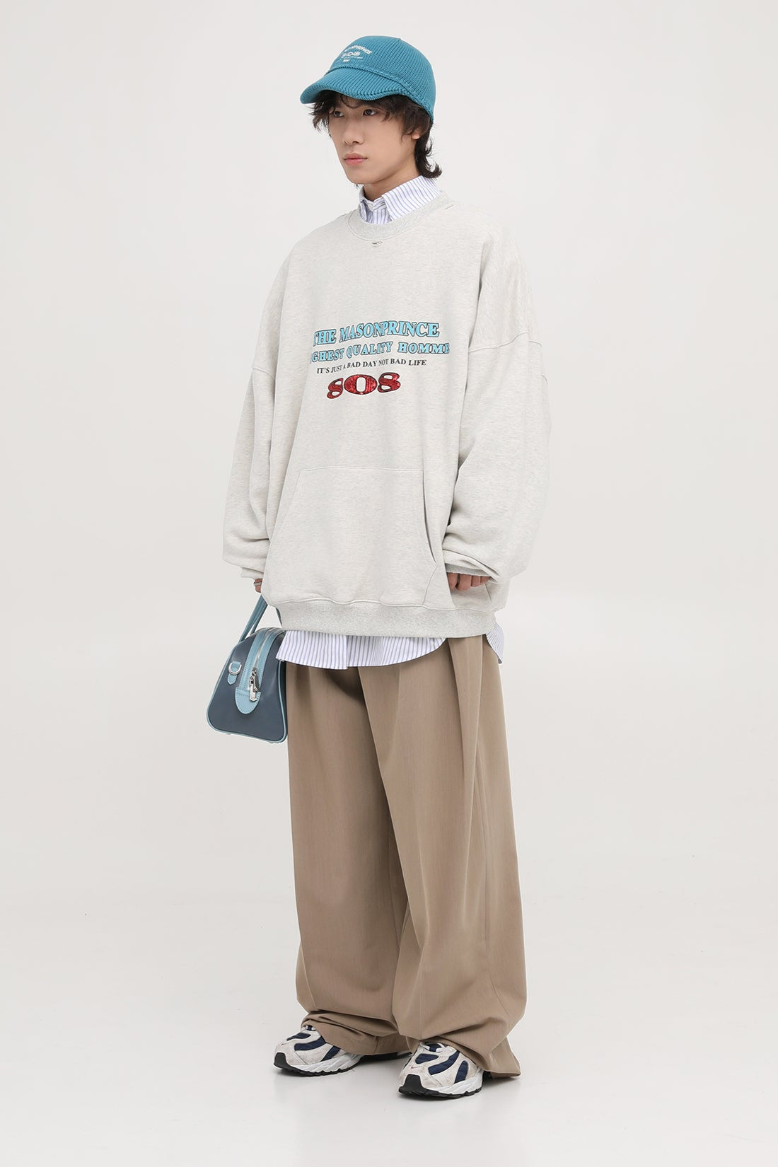 Oversized kangaroo pocket distressed sweatshirt WY6098