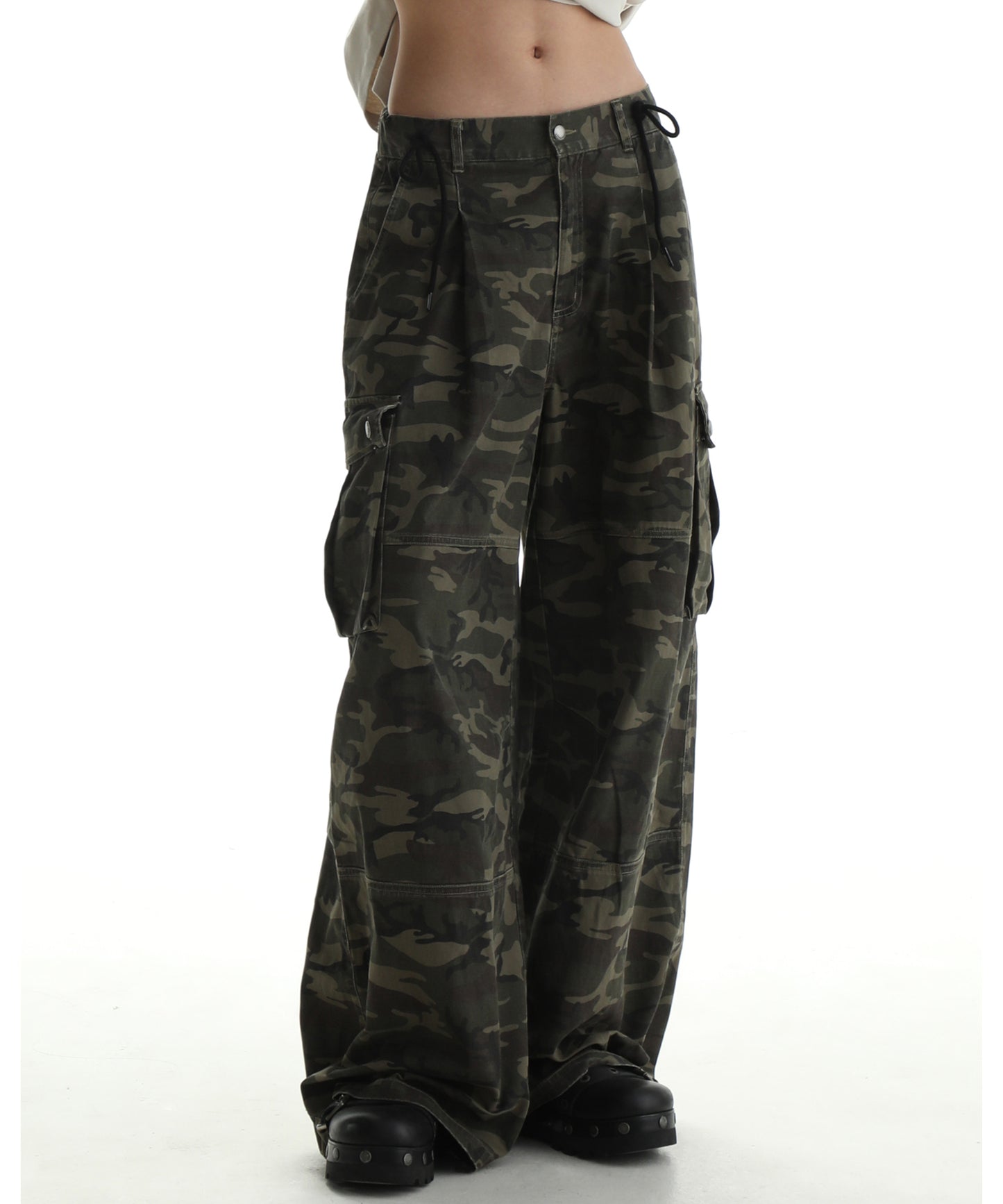 Wide silhouette camouflage military cargo pants XXK4206