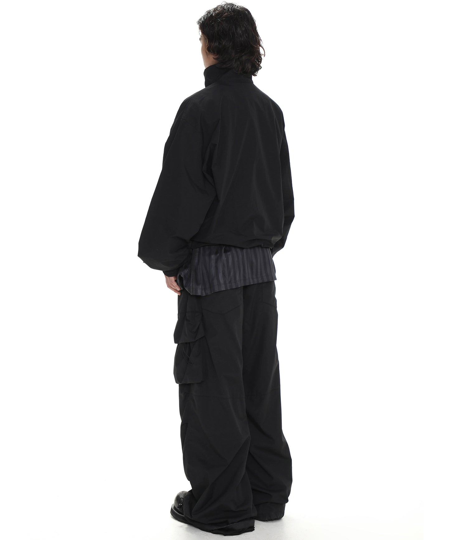 Wide silhouette elastic waist nylon cargo pants XXK4227